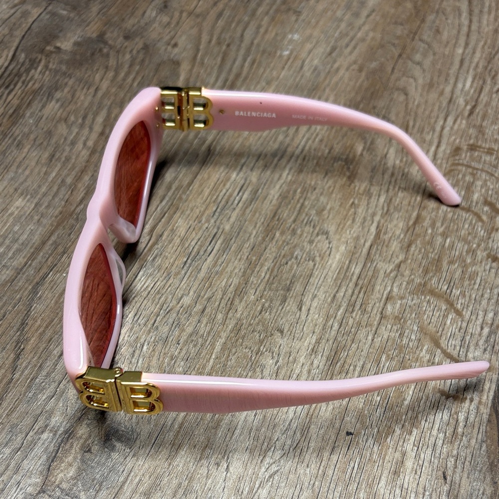 Balenciaga Light Pink Sunglasses with Black Case - Picture 3 of 11